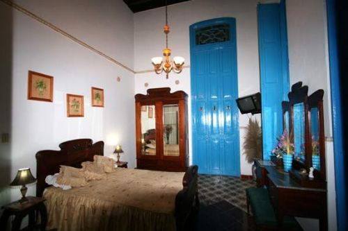 'Balcon' Casas particulares are an alternative to hotels in Cuba.