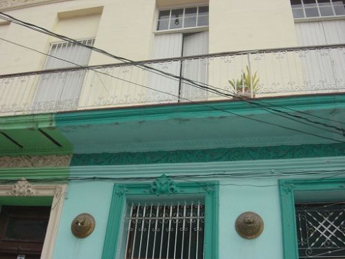 'Balcon' Casas particulares are an alternative to hotels in Cuba.