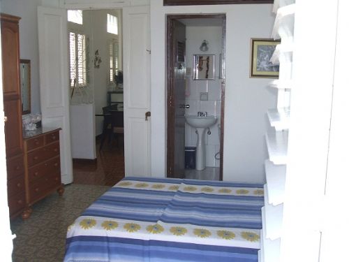 'Bedroom and Bathroom1' Casas particulares are an alternative to hotels in Cuba.