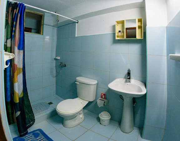 'Bathroom 2' 