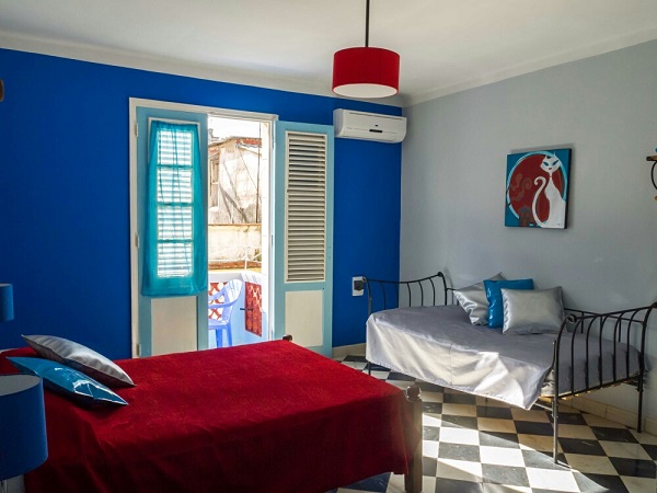 'Habitacion con balcon' Casas particulares are an alternative to hotels in Cuba.