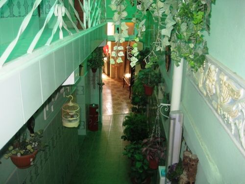 'escaleras' Casas particulares are an alternative to hotels in Cuba.