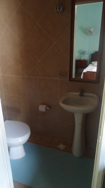 'Bathroom 2' 