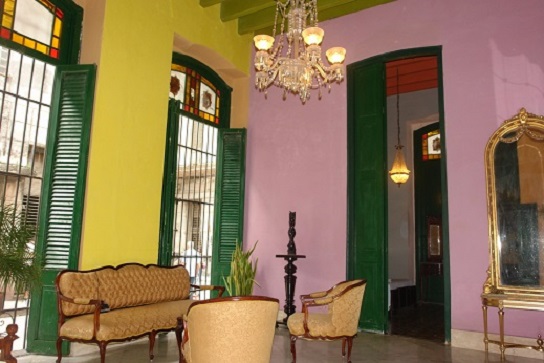 'Living room' Casas particulares are an alternative to hotels in Cuba.