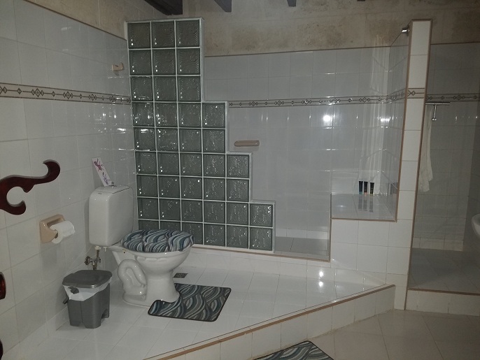 'Bathroom of bedroom 4' Casas particulares are an alternative to hotels in Cuba.