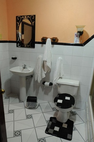 'Bathroom of bedroom 5' 