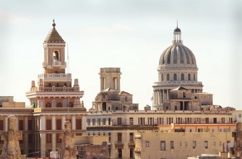 'view' Casas particulares are an alternative to hotels in Cuba.