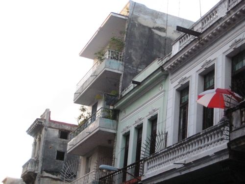 'building' Casas particulares are an alternative to hotels in Cuba.