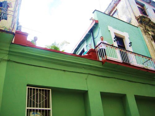 'front' Casas particulares are an alternative to hotels in Cuba.