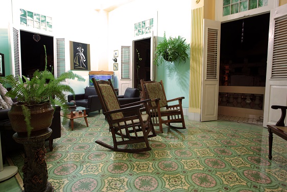 'Living room' Casas particulares are an alternative to hotels in Cuba.