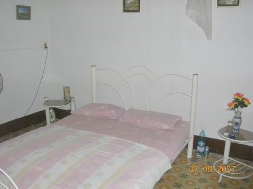 'apartamento' Casas particulares are an alternative to hotels in Cuba.