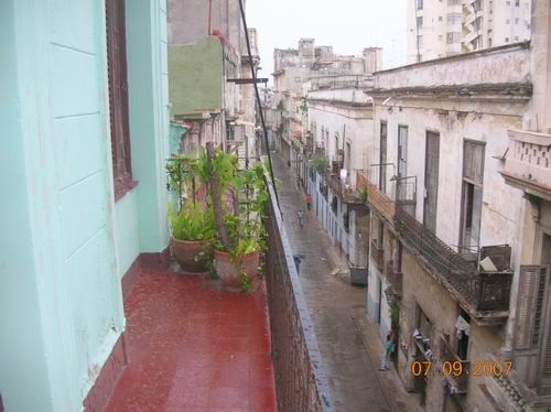 'balcon' Casas particulares are an alternative to hotels in Cuba.