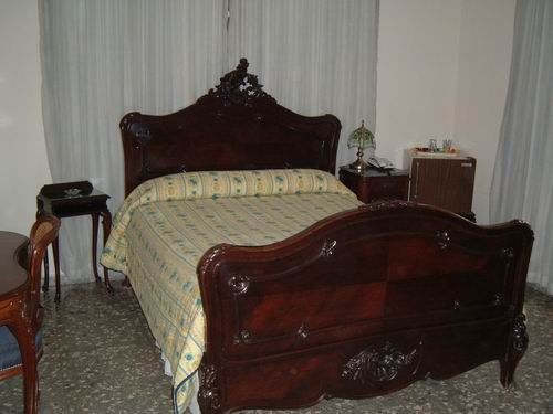 'Bedroom 1' Casas particulares are an alternative to hotels in Cuba.