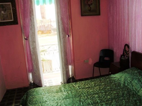 'bedroom' Casas particulares are an alternative to hotels in Cuba.