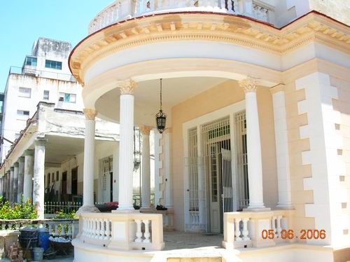 'porch' Casas particulares are an alternative to hotels in Cuba.