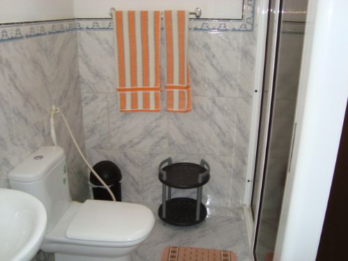 'BATHROOM1' Casas particulares are an alternative to hotels in Cuba.