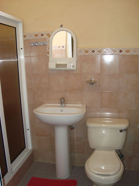 'BATHROOM 3' 