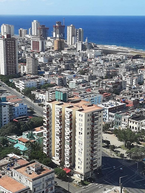 'Edificio' Casas particulares are an alternative to hotels in Cuba.