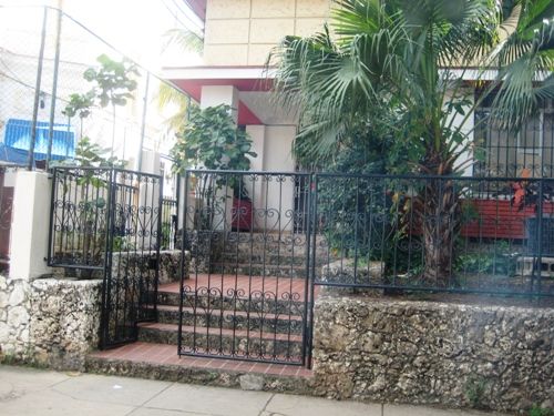 'front' Casas particulares are an alternative to hotels in Cuba.