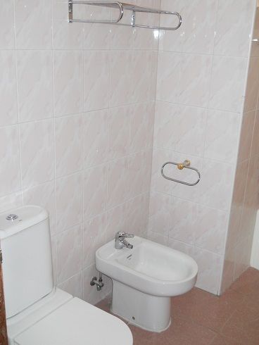 'Bathroom1' Casas particulares are an alternative to hotels in Cuba.