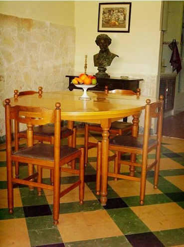 'Comedor' Casas particulares are an alternative to hotels in Cuba.