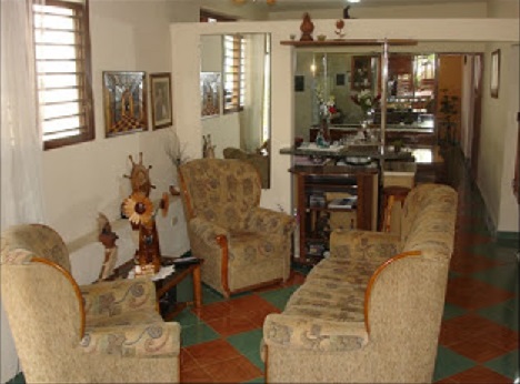 'Sala de estar de la casa' Casas particulares are an alternative to hotels in Cuba.