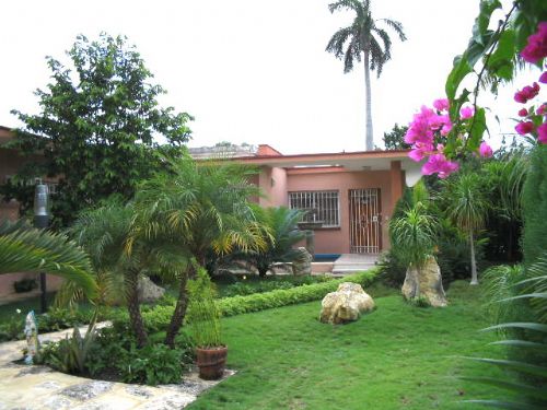 'Entrada' Casas particulares are an alternative to hotels in Cuba.