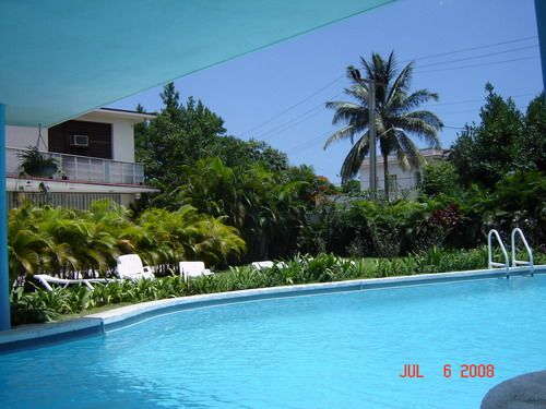 'p2' Casas particulares are an alternative to hotels in Cuba.