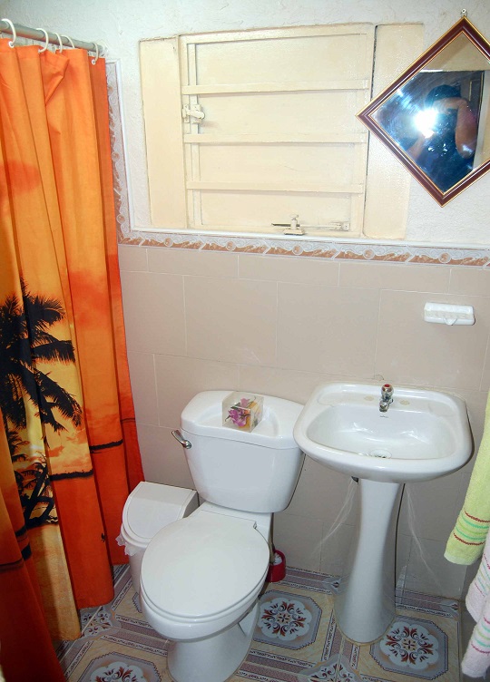 'Bathroom 2' Casas particulares are an alternative to hotels in Cuba.