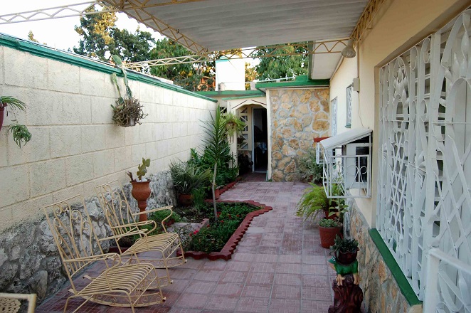 'Hall outside' Casas particulares are an alternative to hotels in Cuba.