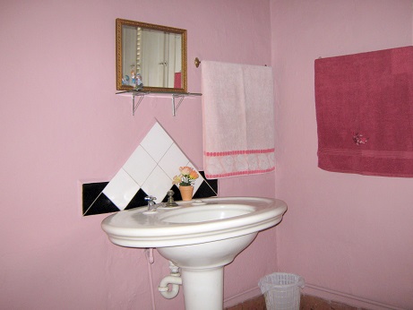 'Bathroom 1' Casas particulares are an alternative to hotels in Cuba.