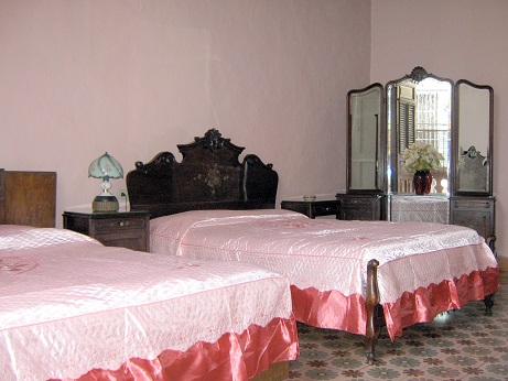 'Habitacion 1' Casas particulares are an alternative to hotels in Cuba.