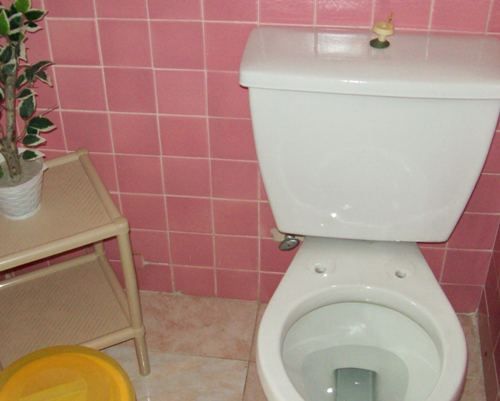 bathroo