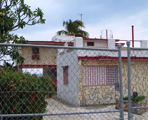 'front' Casas particulares are an alternative to hotels in Cuba.