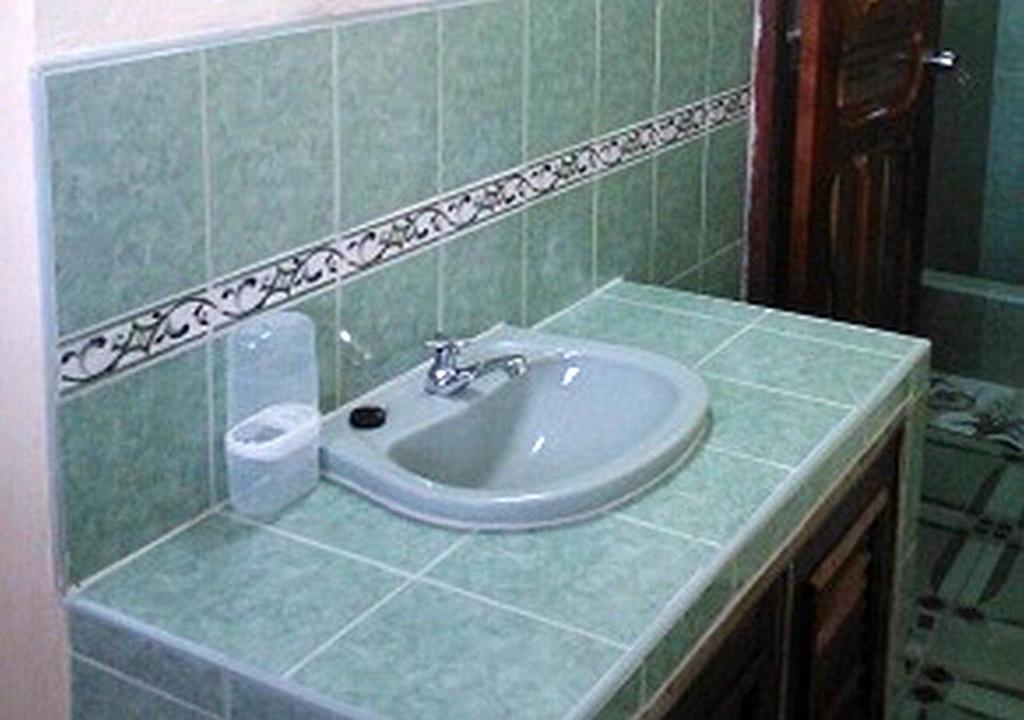 'Bathroom 2' Casas particulares are an alternative to hotels in Cuba.