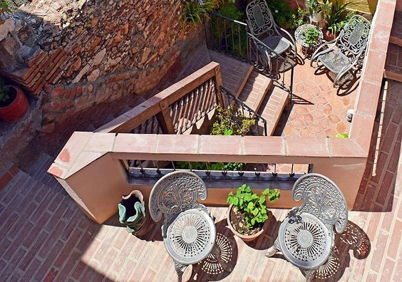 'Patio interior' Casas particulares are an alternative to hotels in Cuba.