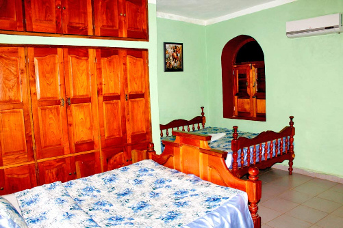 'Habitacion 2' Casas particulares are an alternative to hotels in Cuba.