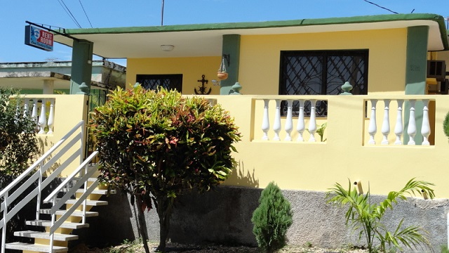 'Frente de la casa' Casas particulares are an alternative to hotels in Cuba.