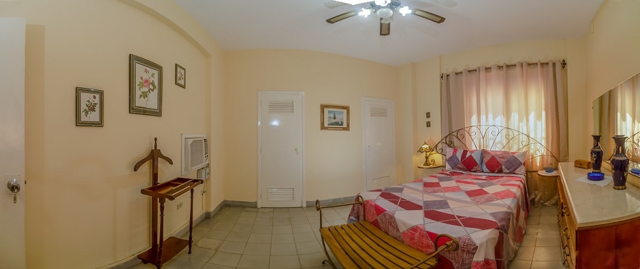 'Habitacion1_b' Casas particulares are an alternative to hotels in Cuba.