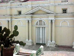 'Vista' Casas particulares are an alternative to hotels in Cuba.